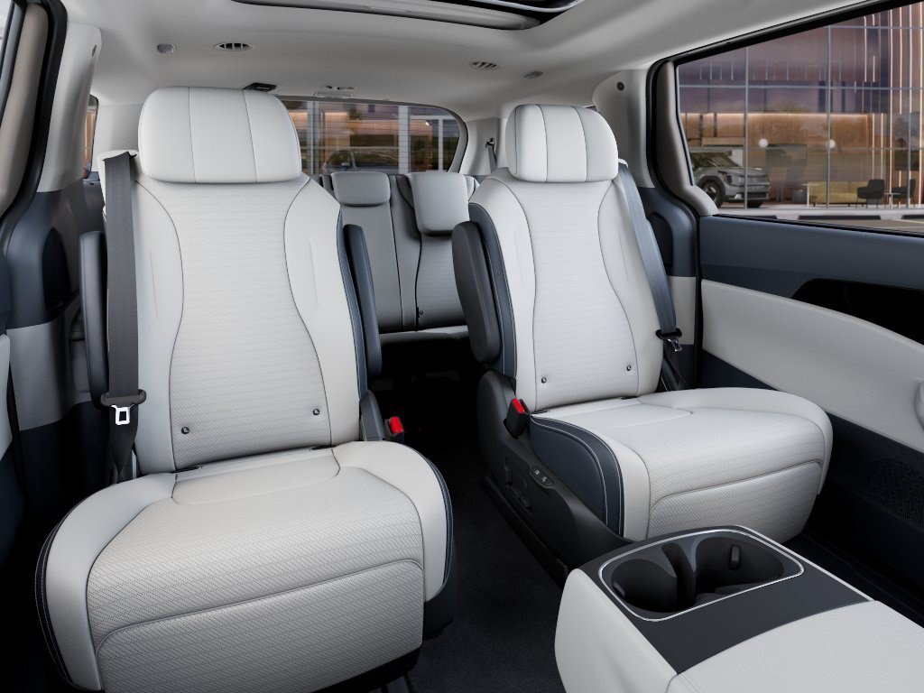 New 2026 Ceramic Silver Kia SX Prestige image 16
