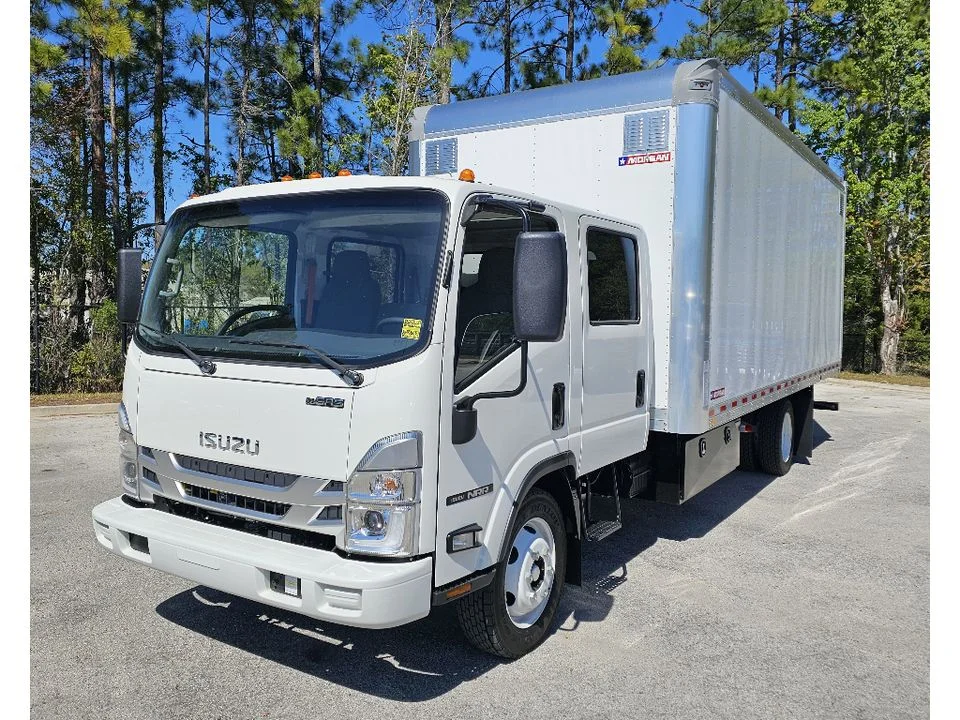 2026 Isuzu NRR's photo