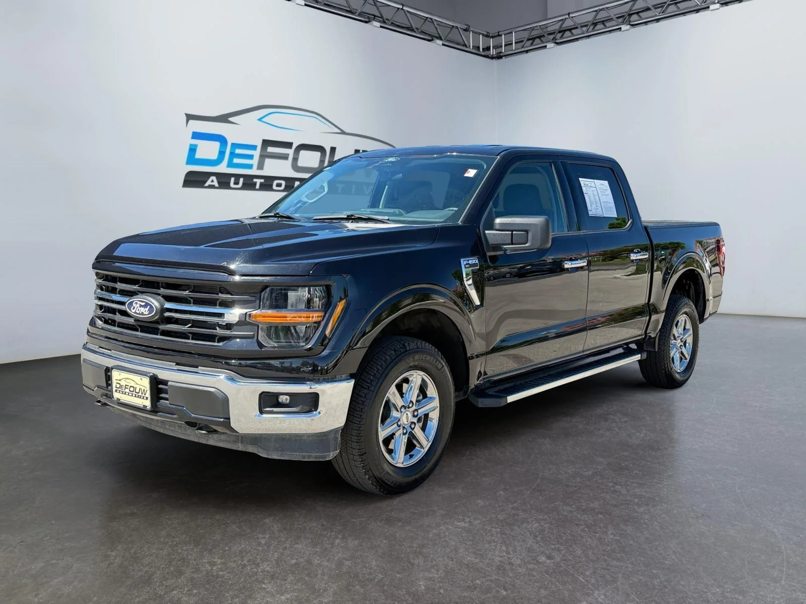 Used 2025 Agate Black Ford XLT image 7