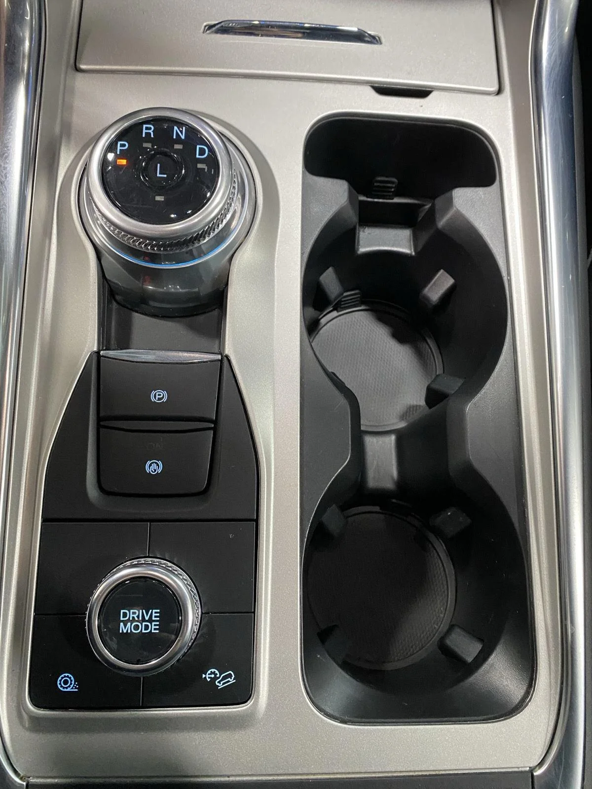 Used 2023 Black Metallic Ford XLT image 28