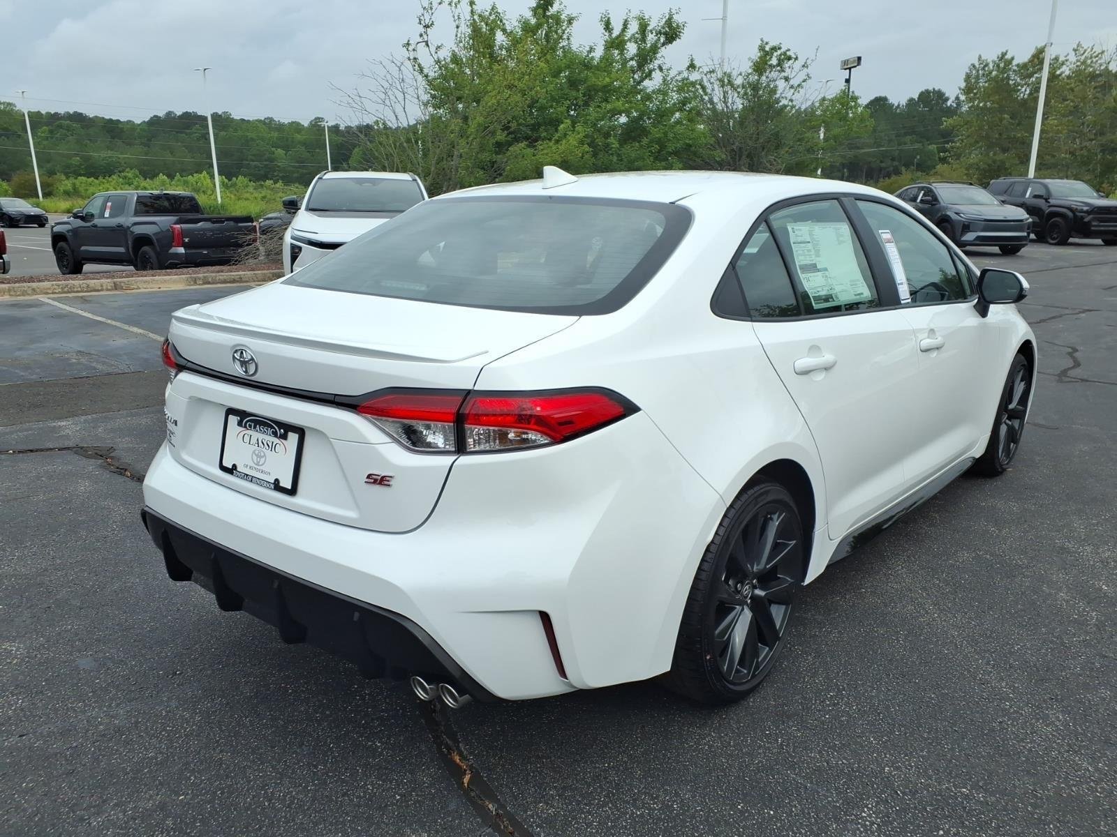 New 2026 Ice Cap Toyota SE image 2