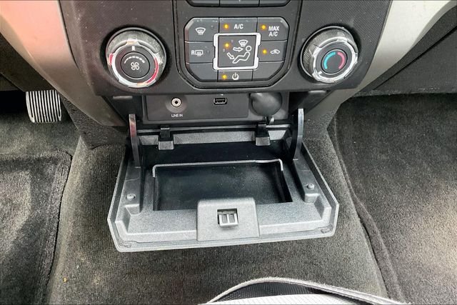 Used 2013 Gray Ford XLT image 30