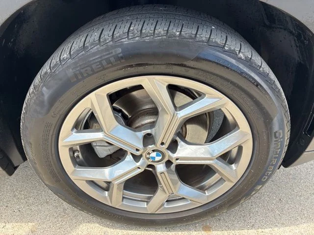 Certified Used 2024 Phytonic Blue Metallic BMW xDrive30i image 11