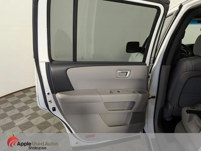 Used 2015 White Honda EX-L image 29