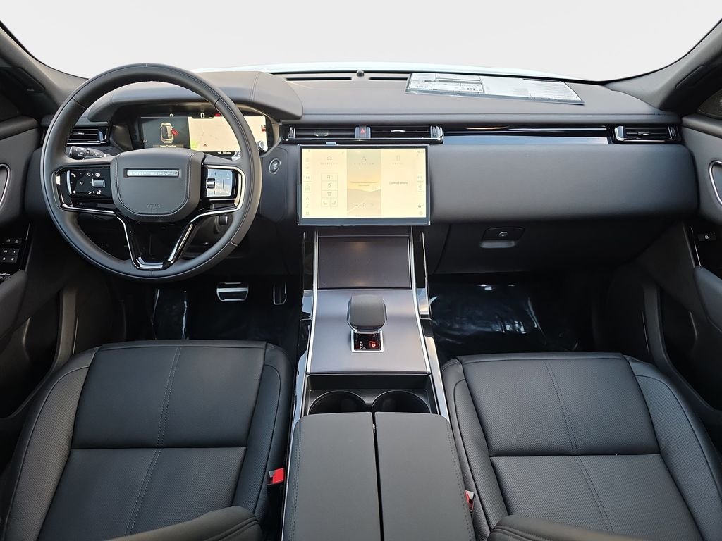New 2026 Fuji White LAND ROVER Dynamic SE image 9