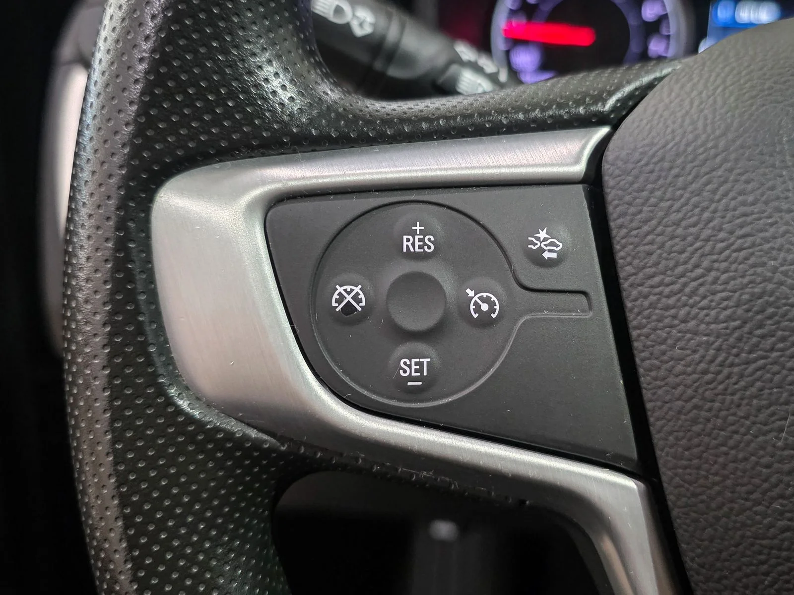 Used 2024 Black GMC SLE image 33