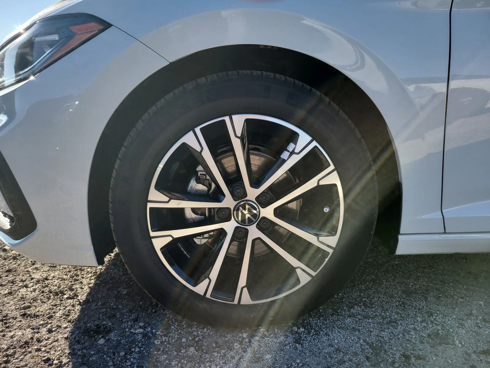 New 2026 Pure White Volkswagen 1.5T Sport image 10
