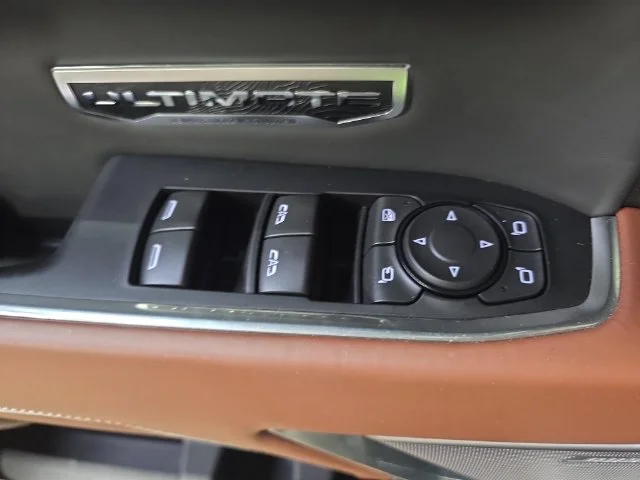 Used 2026 Black GMC Denali Ultimate image 29