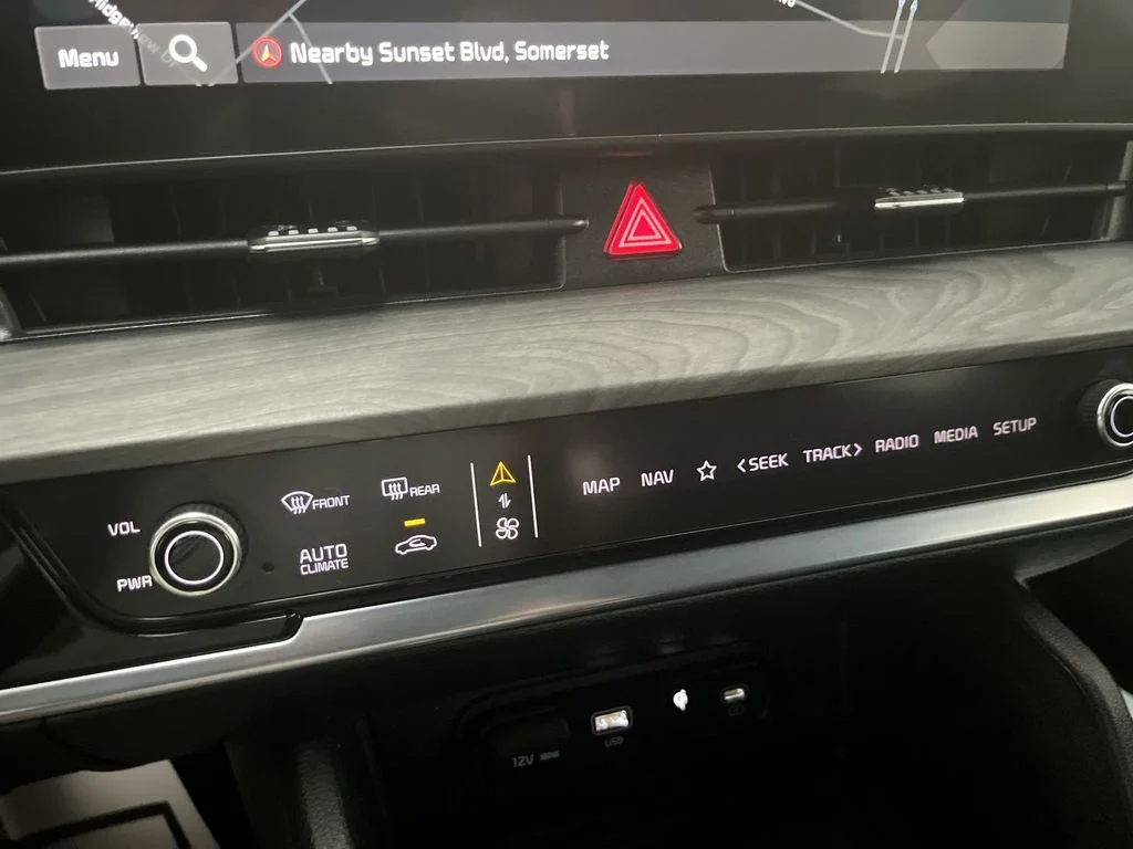 Used 2023 Gray Kia X-Line image 23