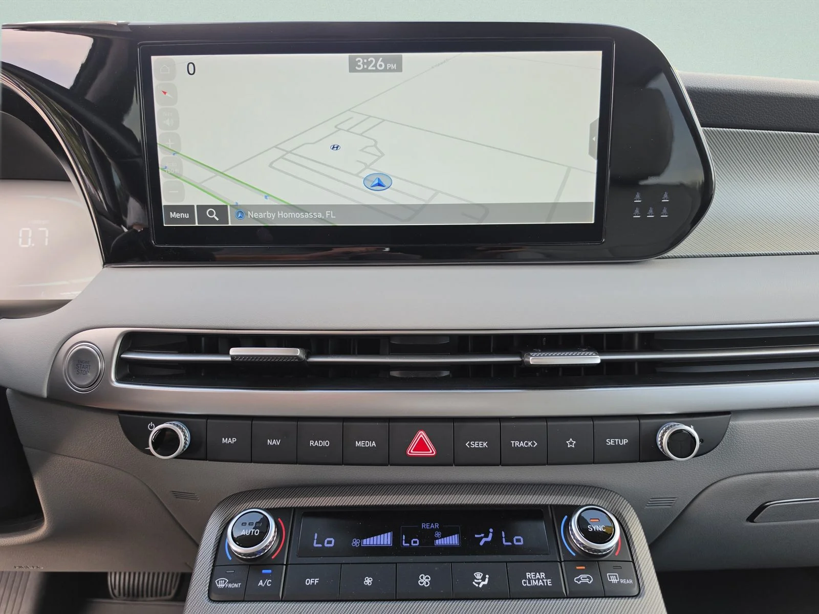 Used 2025 Silver Hyundai SEL image 25
