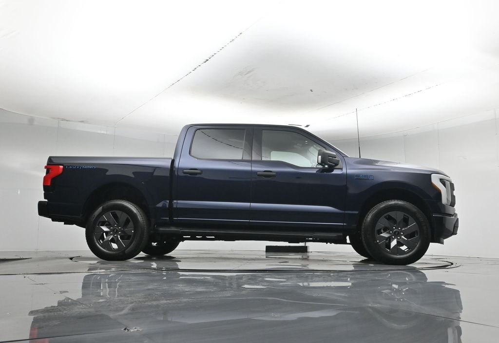 Used 2024 Blue Ford XLT image 50