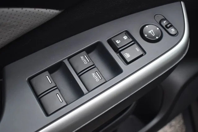 Used 2016 Gray Honda Touring image 23
