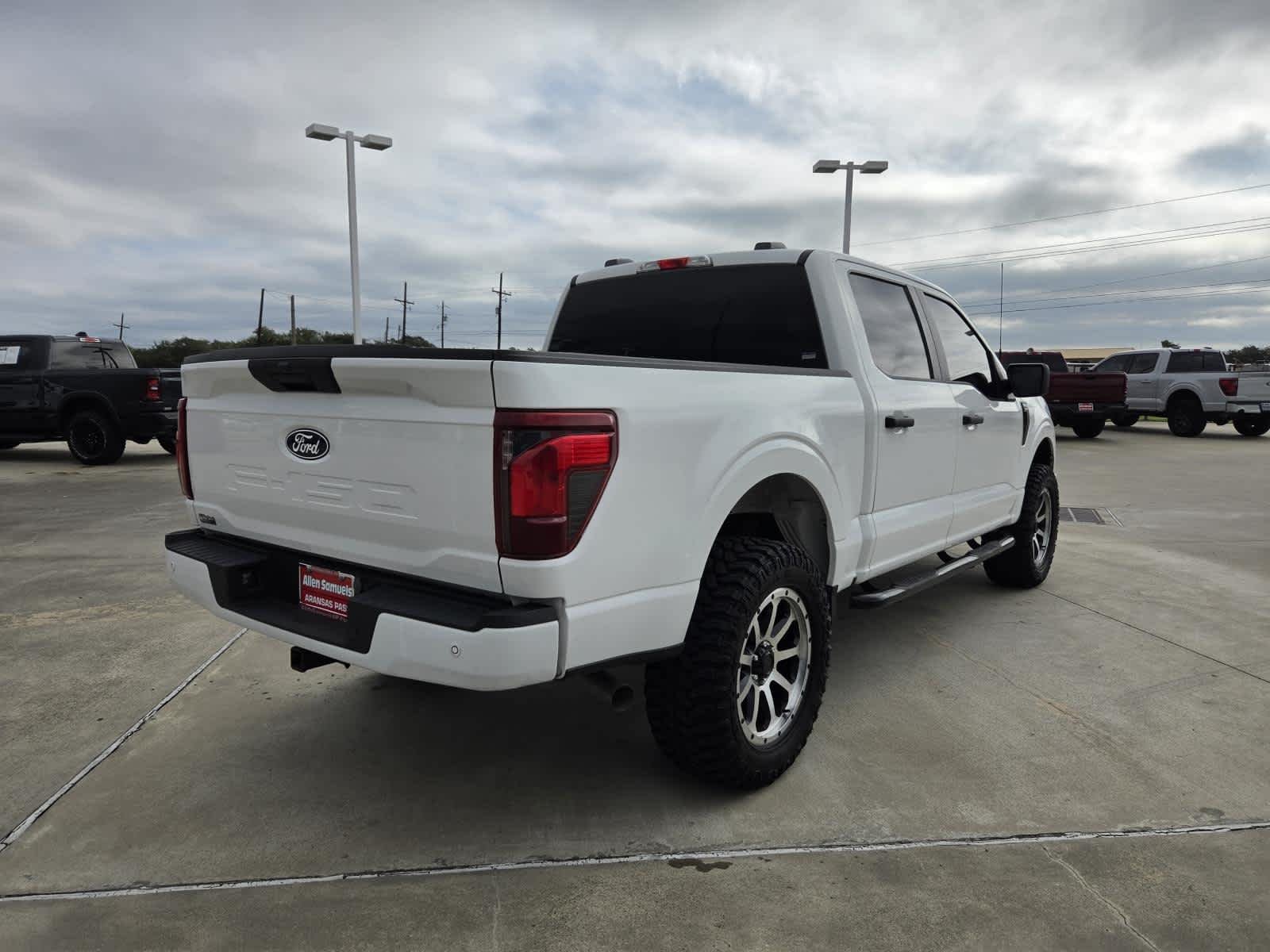 Used 2024 Oxford White Ford STX image 5