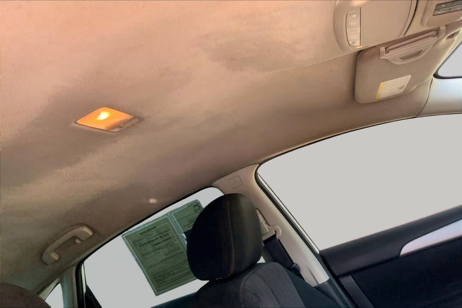 Used 2014 Aspen White Nissan SV image 14