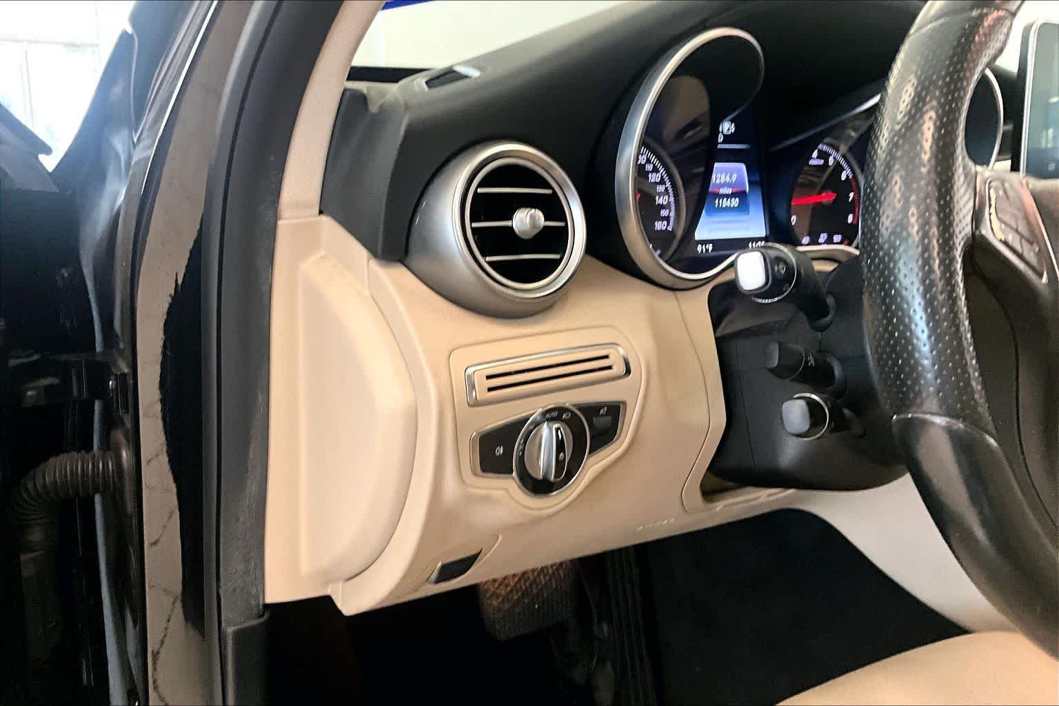 Used 2015 Black Mercedes-Benz C 300 image 31