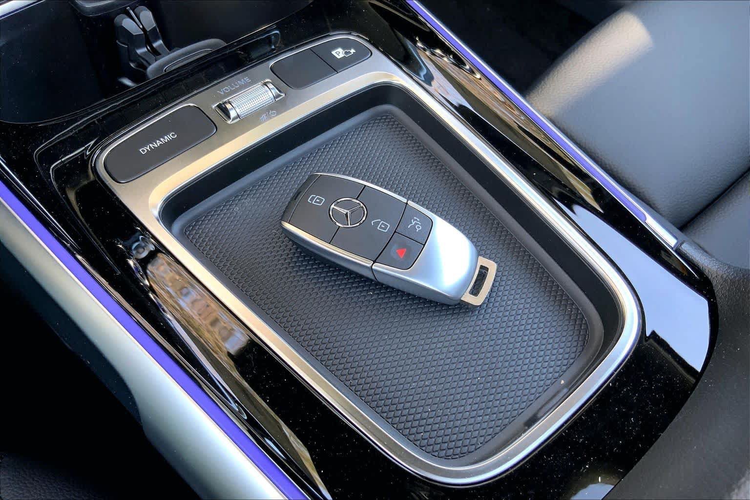 New 2026 Mountain Grey Metallic Mercedes-Benz GLB 250 image 21
