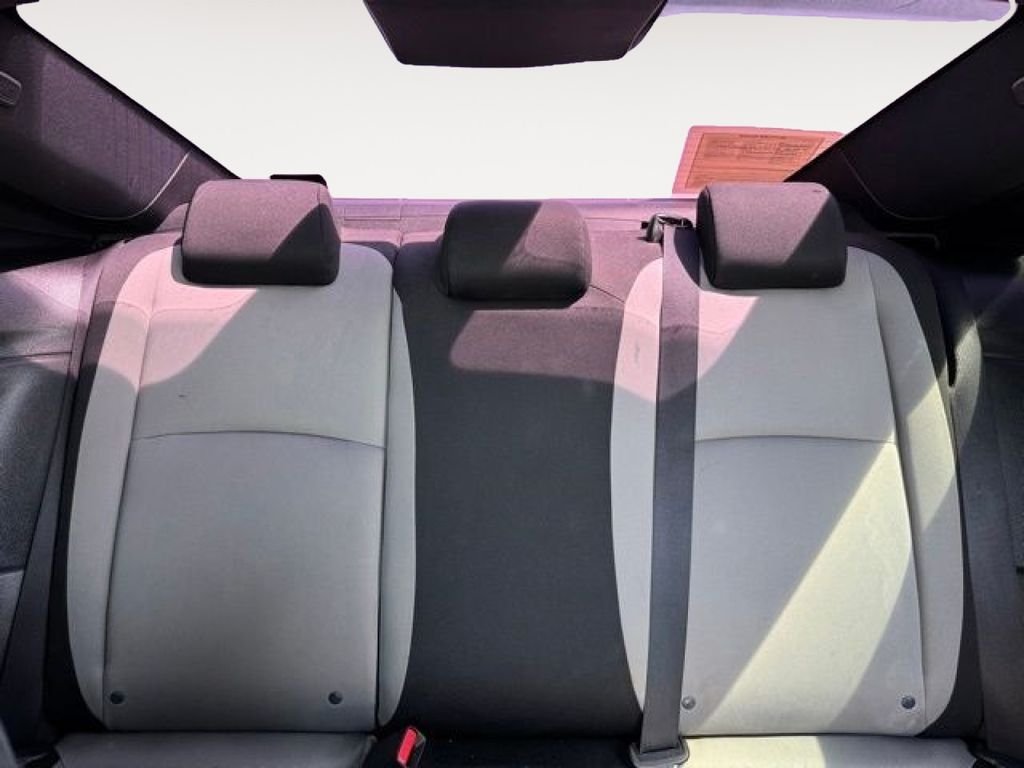 Used 2016  Honda EX-T image 21