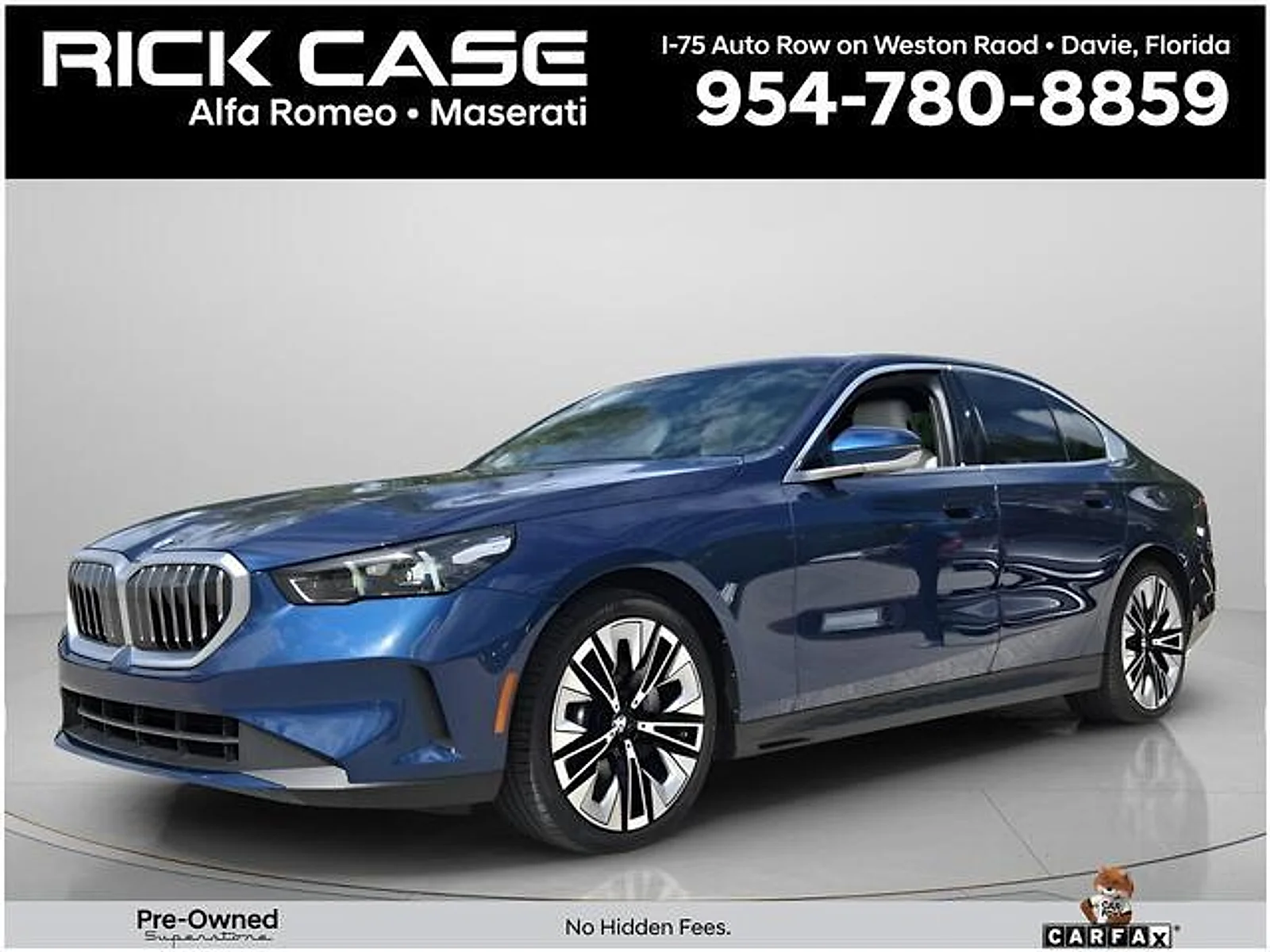 Used 2024  BMW  image 1