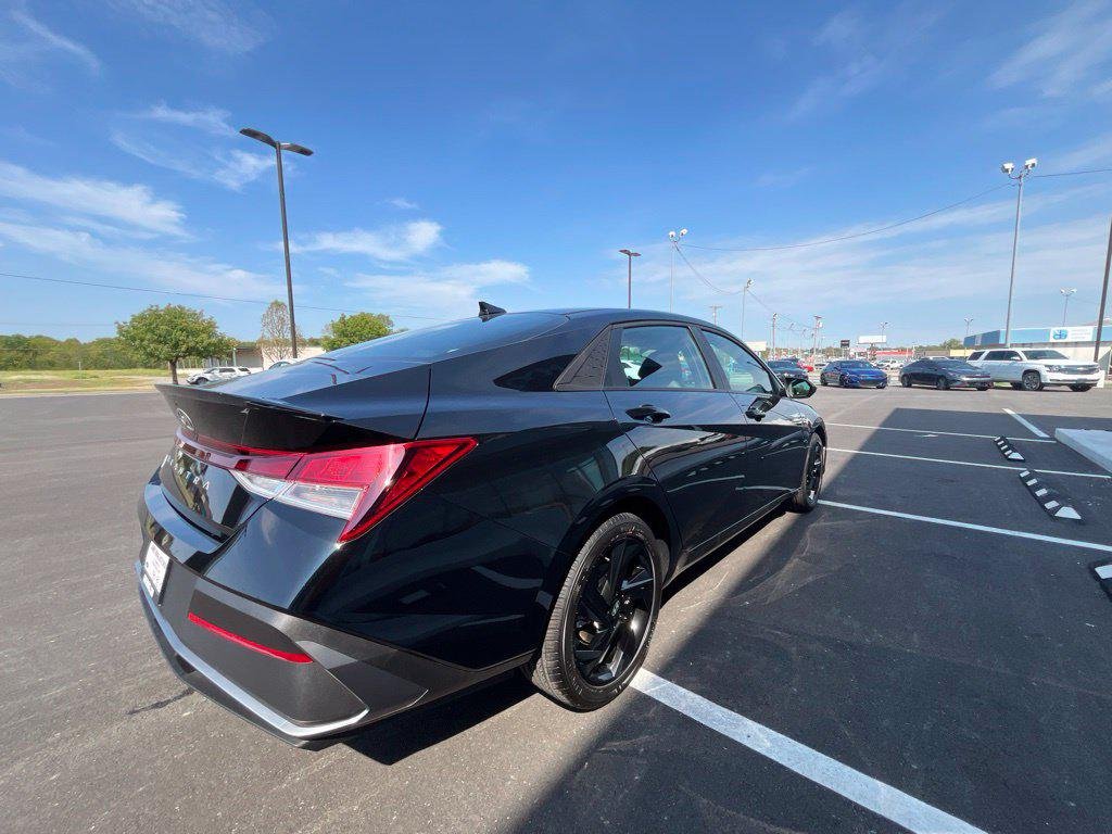 New 2026 Black Hyundai SEL Sport Plus image 6