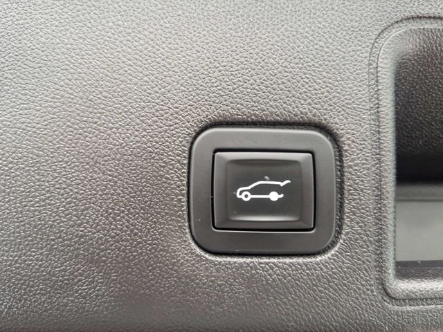 Used 2018 Red GMC Denali image 14