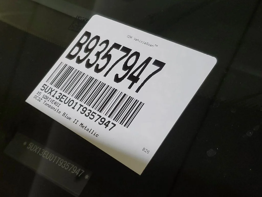 Used 2026 Blue BMW sDrive40i image 27