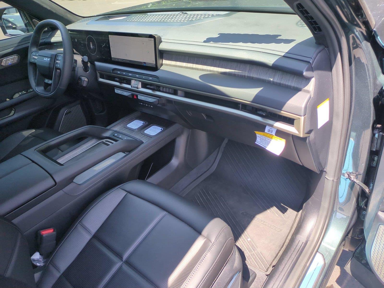 New 2027 Black Jade Green Kia SX-Prestige image 42