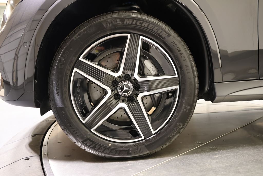 New 2027 Graphite Grey Metallic Mercedes-Benz GLC 300 image 12