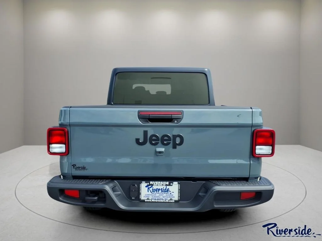 New 2026 Anvil Clearcoat Jeep Sport S image 2