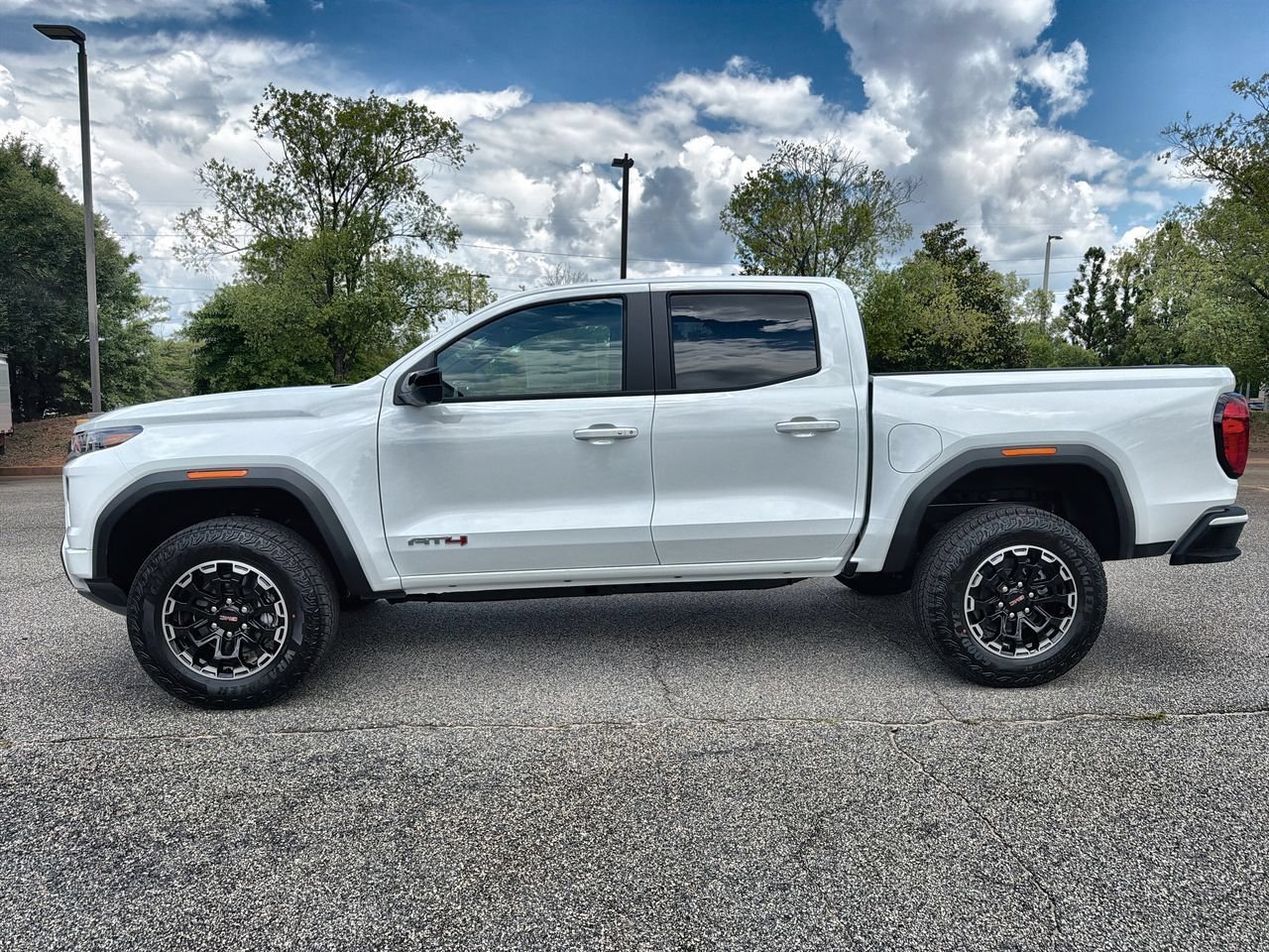New 2026 Summit White GMC AT4 image 5