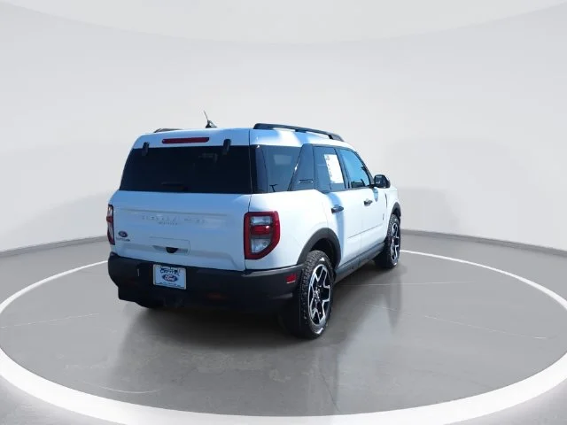Used 2022 White Ford Big Bend image 8
