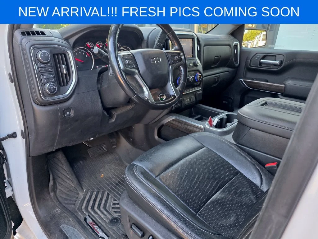 Used 2021 White Chevrolet RST image 7