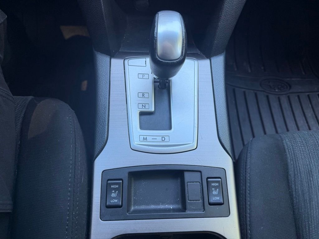 Used 2013 Ice Silver Metallic Subaru 2.5i image 23