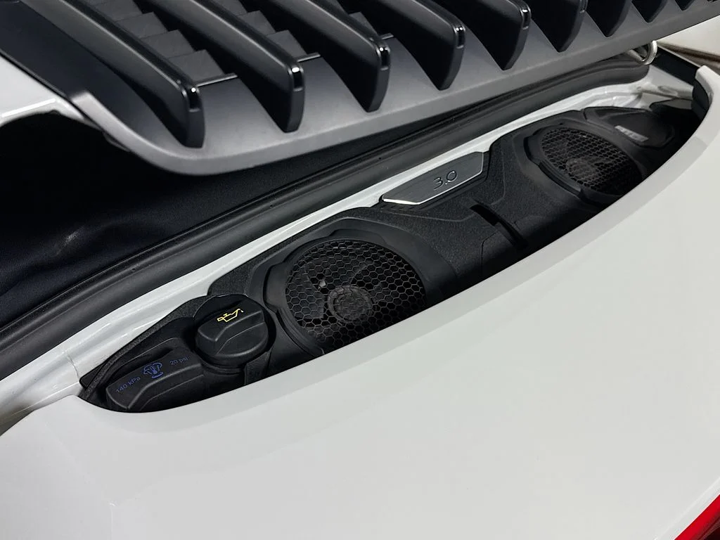 Used 2020 Chalk Porsche Carrera image 28