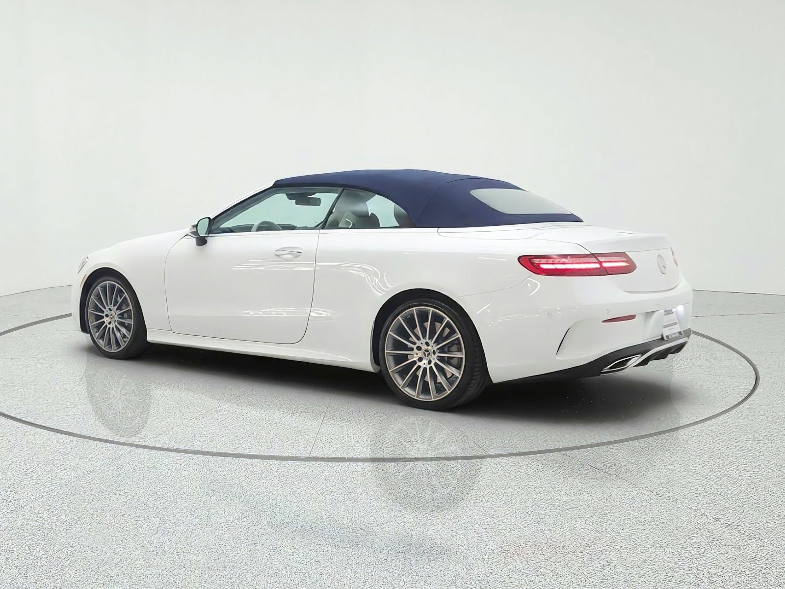 Certified Used 2022 MANUFAKTUR Moonlight White Mercedes-Benz E 450 RWD Cabriolet image 7