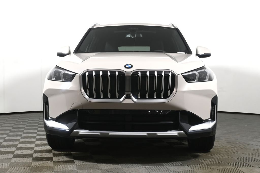 New 2026 Gray Metallic BMW xDrive28i image 10