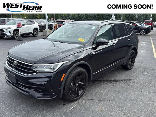 2023 Volkswagen Tiguan SE R-Line Black