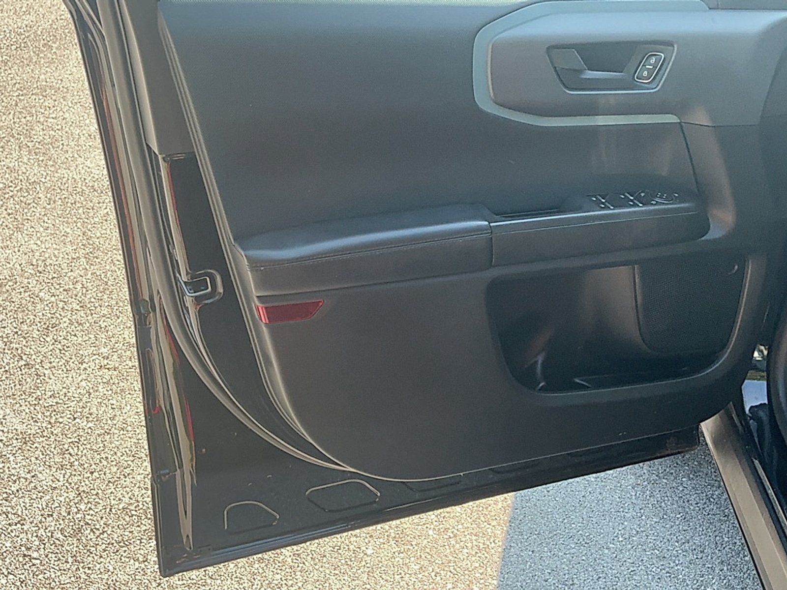 Used 2021 Shadow Black Ford Badlands image 6