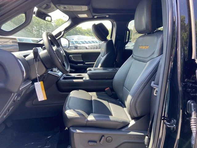 New 2027 Agate Black Metallic Ford Tremor® image 13
