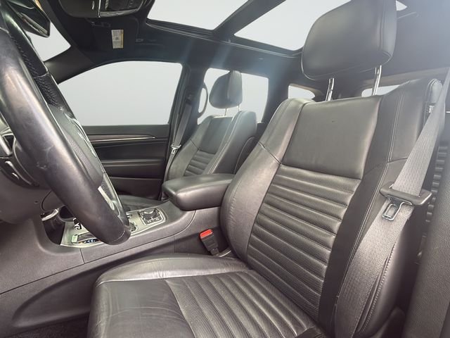 Used 2021 Red Jeep Limited X image 10