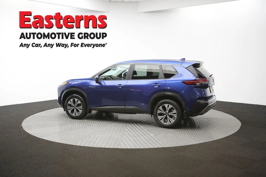 Used 2022 Blue Nissan SV image 60