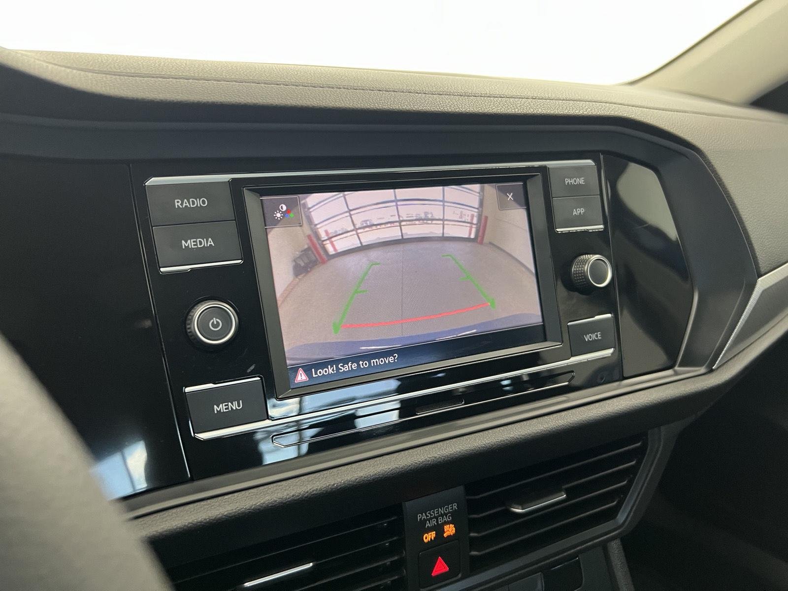 2022 Volkswagen Jetta S - Photo 17
