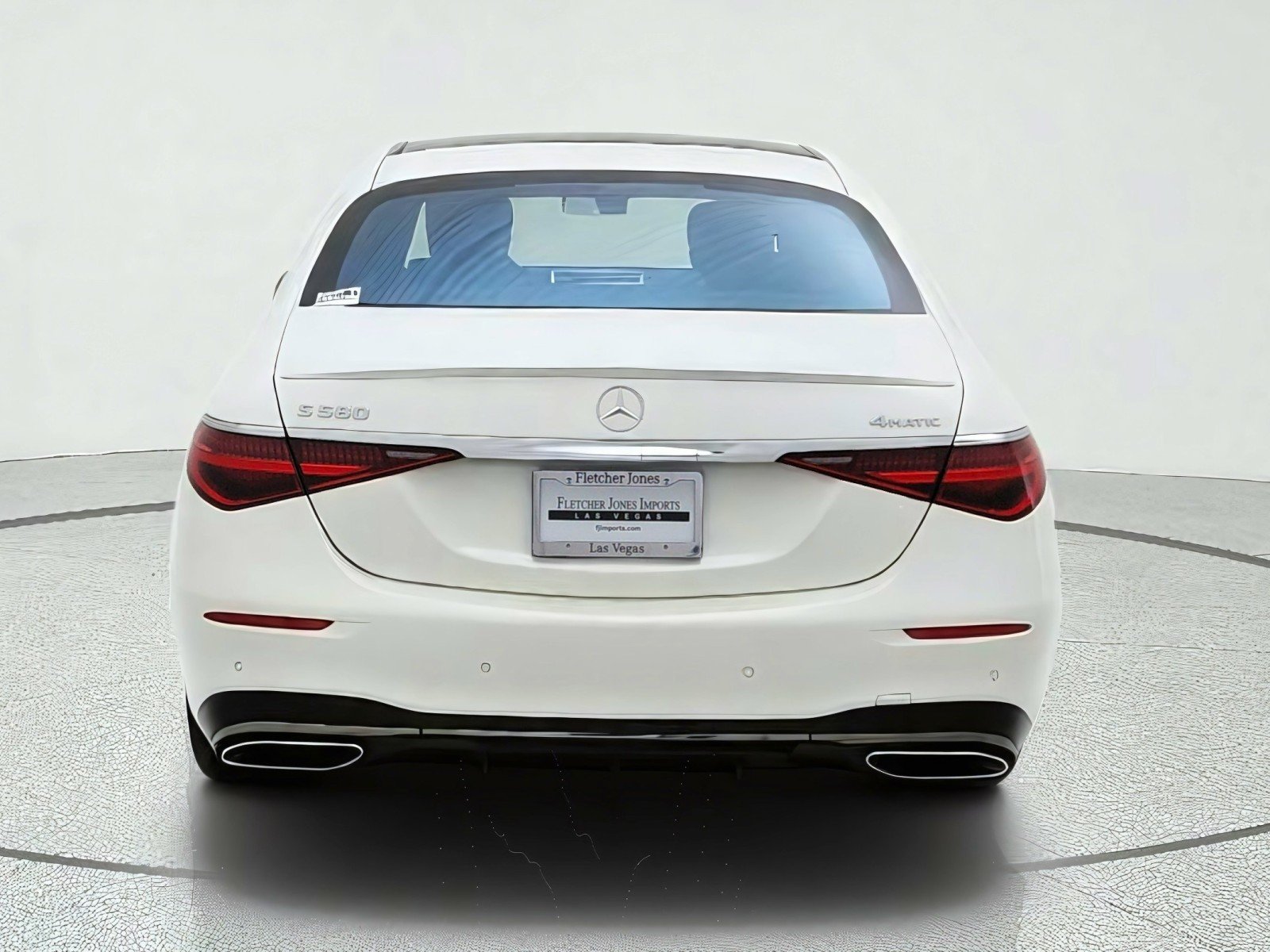 Certified Used 2023 MANUFAKTUR Diamond White Mercedes-Benz S 580 image 10