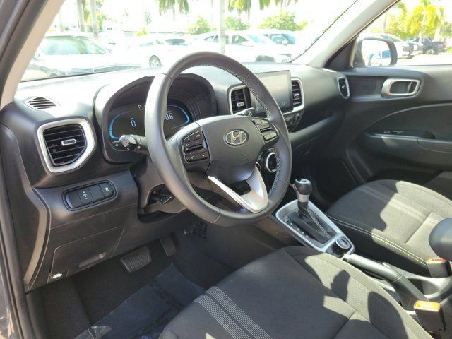 2024 Hyundai Venue SEL - Photo 18