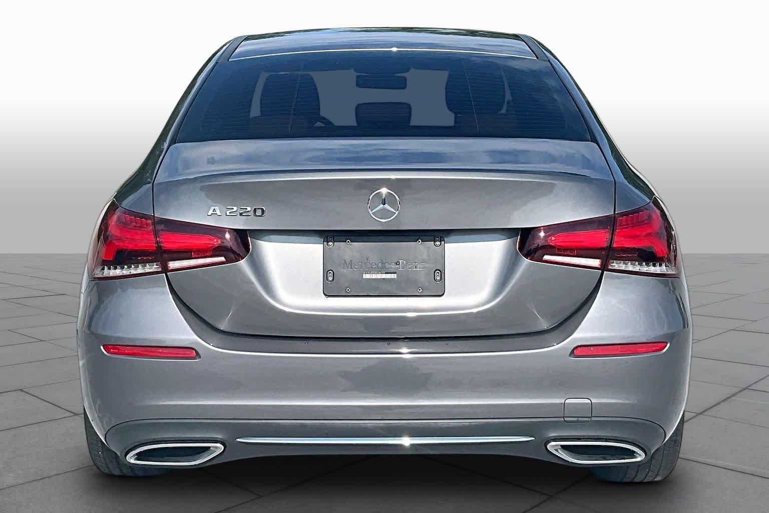 Used 2021 Mountain Grey Metallic Mercedes-Benz A 220 image 5