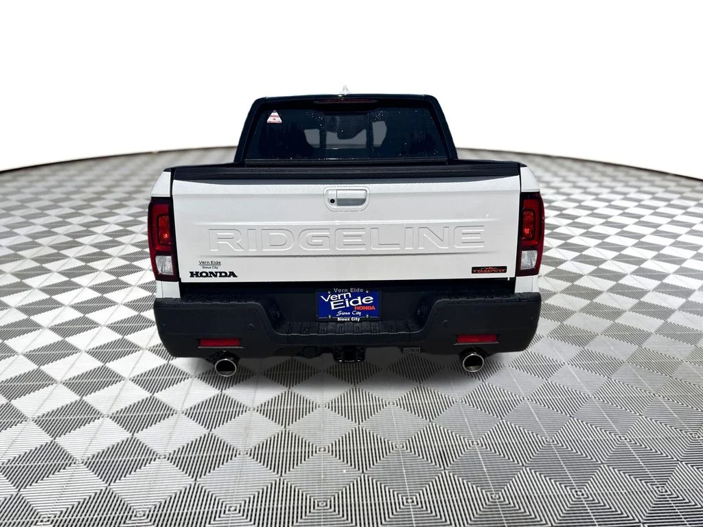 New 2026 Platinum White Pearl Honda TrailSport image 4