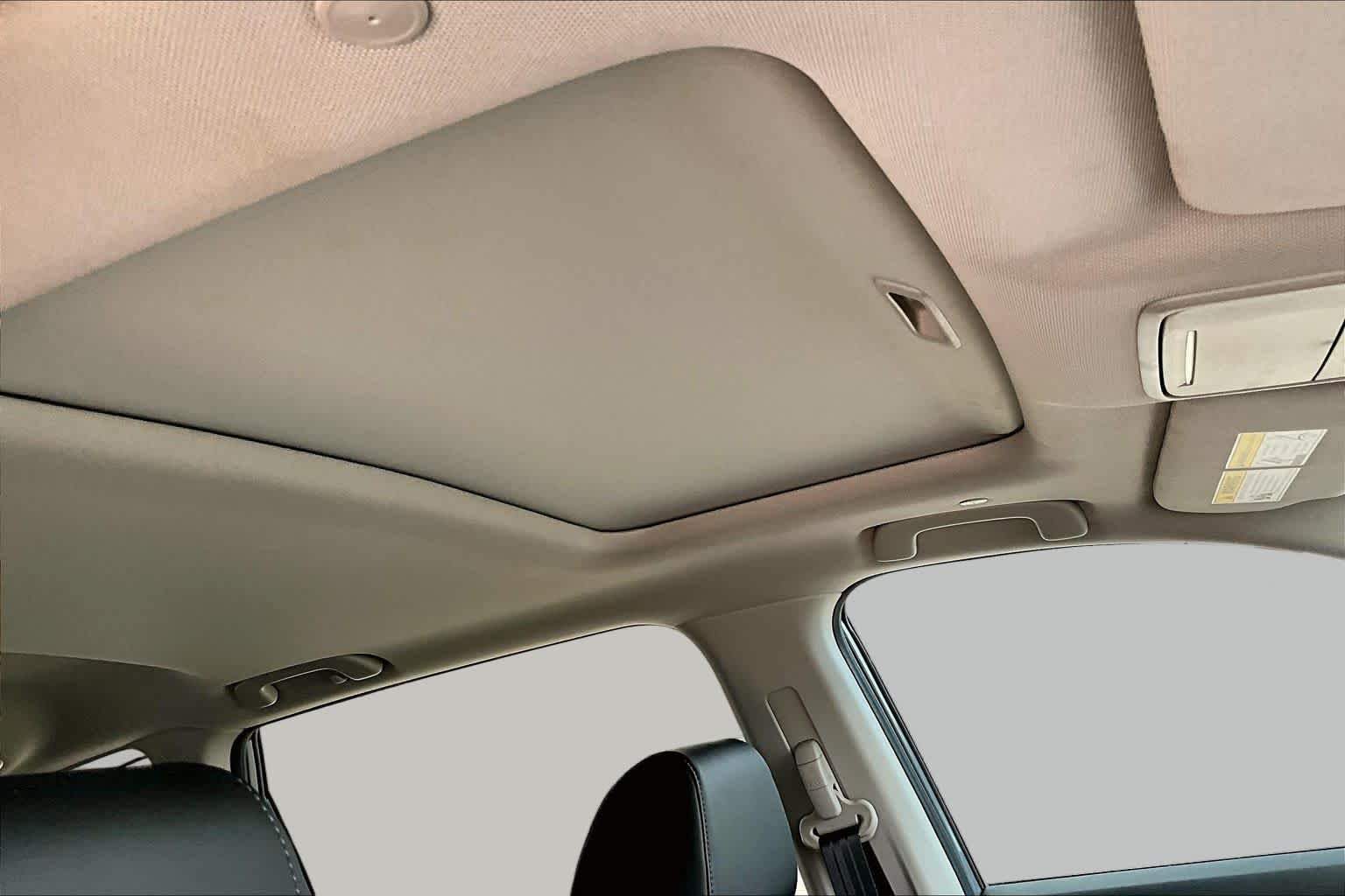 Used 2025 Urban Gray Pearl Honda EX-L image 14