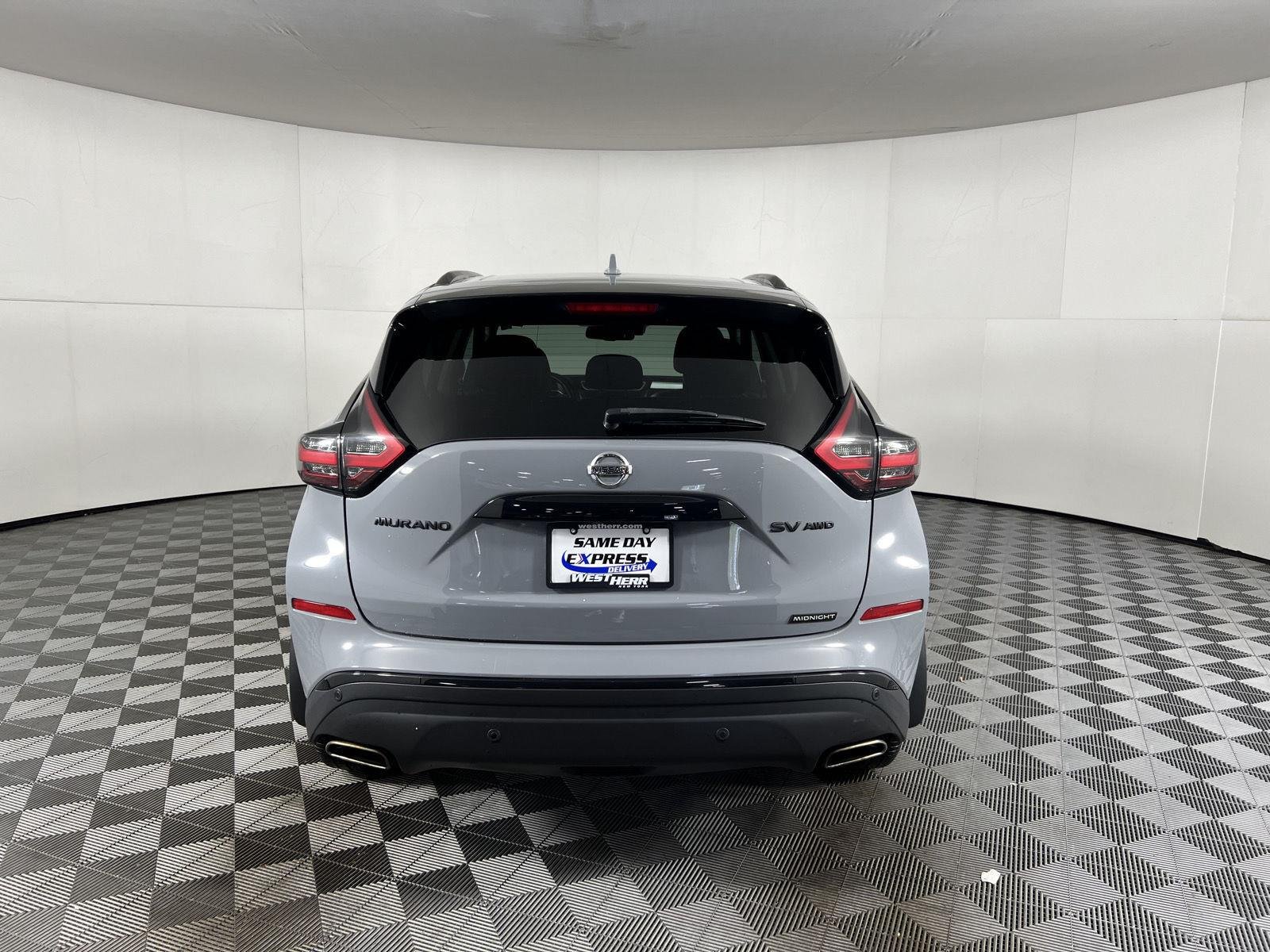 Used 2022 Boulder Gray Pearl Nissan SV image 32