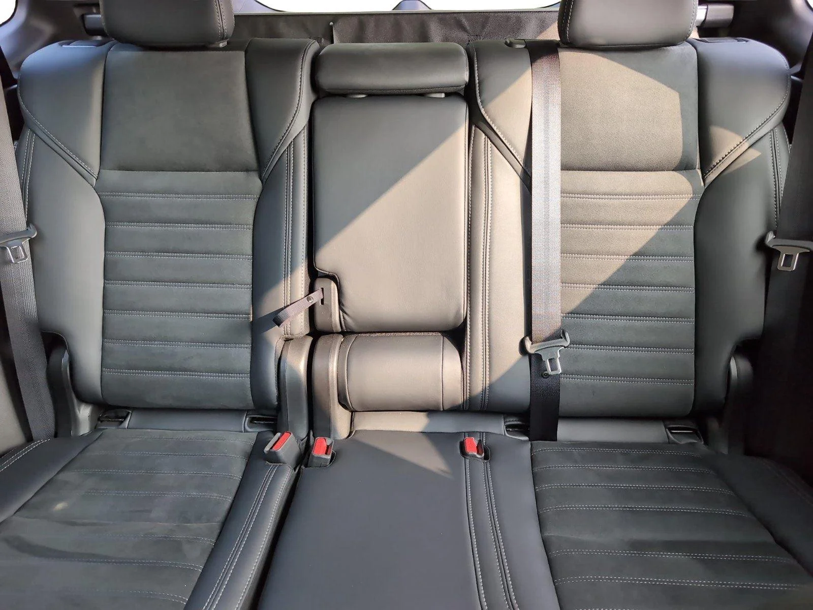 Used 2026  Mitsubishi SE image 30
