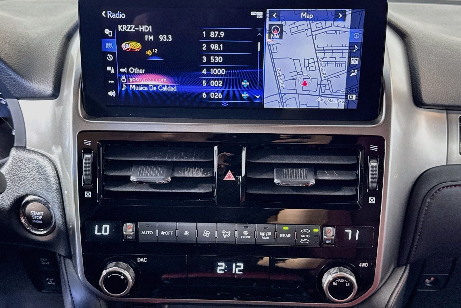 Used 2023 Atomic Silver Lexus GX 460 Premium image 15