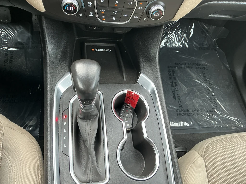 Used 2022 Mosaic Black Metallic Chevrolet LT Cloth image 19